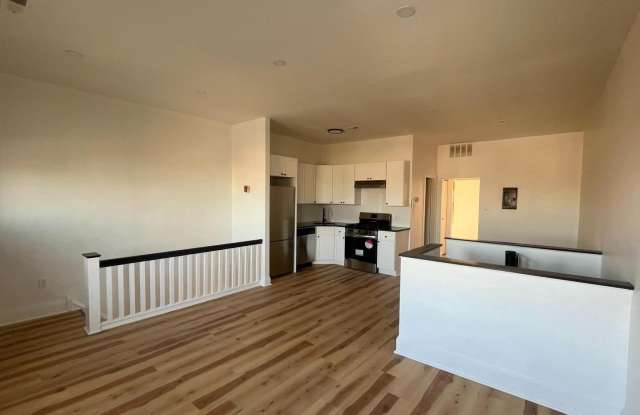 5443 GERMANTOWN Avenue Gallery 4