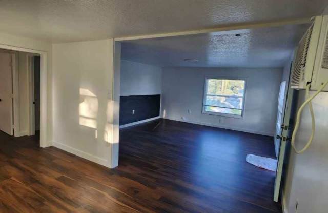 615 Clearlake Road #C Gallery 4