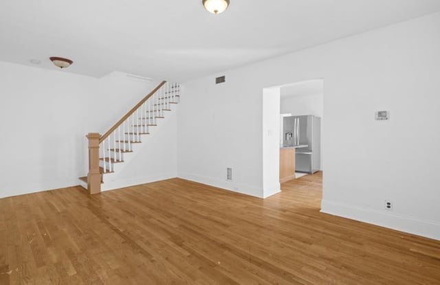25 Clarendon St - 25 Clarendon Street, Quincy, MA 02169