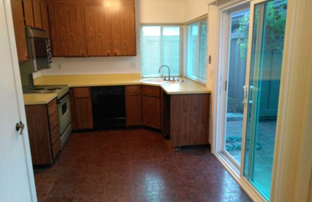 1119 Johnson Avenue Gallery 2