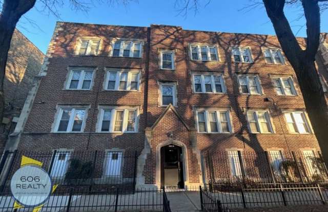 7346 North Damen Ave. photos photos