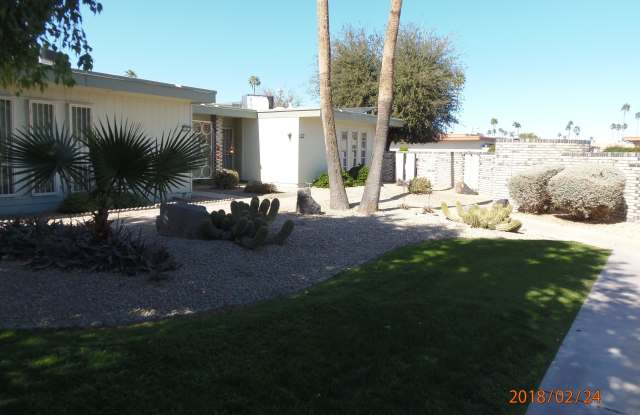 10925 W COGGINS Drive Gallery 3