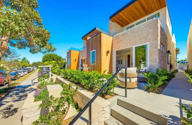 3903 Haines St. Gallery 2