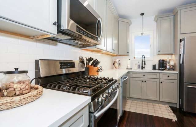 50 Trident Ave photos photos