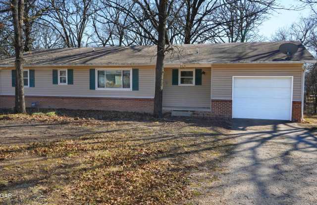 404 Oak Drive photos photos