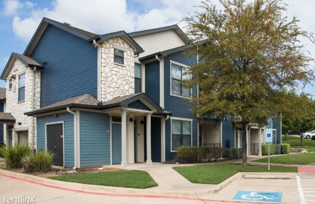 8510 S IH-35 A-8 - 8510 Interstate 35, Austin, TX 78745