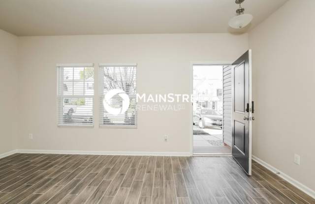 1028 Bitting Hall Circle Gallery 3