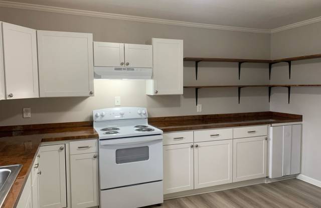 Two Bedroom Duplex Unit Near Southside/516 photos photos