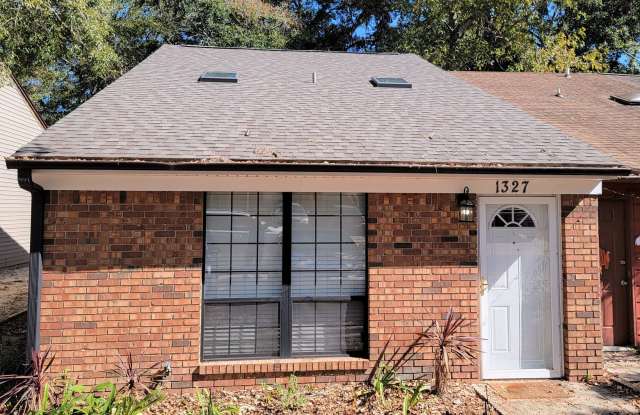 Remodeled 2 bedroom duplex with all wood floors for rent May 6, 2026 for $1350 per month photos photos