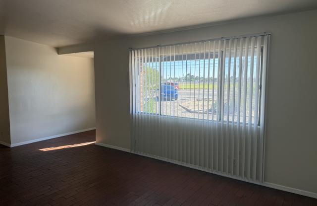 1511 E Limberlost Dr photos photos 1511 E Limberlost Dr photos photos