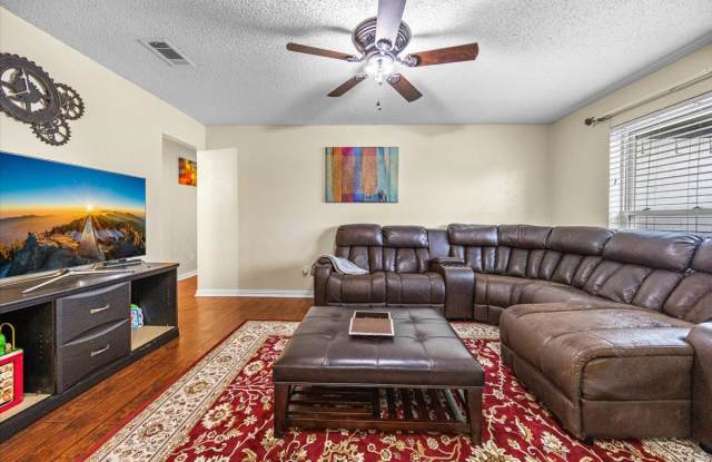 4016 Tacoma St - 4016 Tacoma Street, Irving, TX 75062