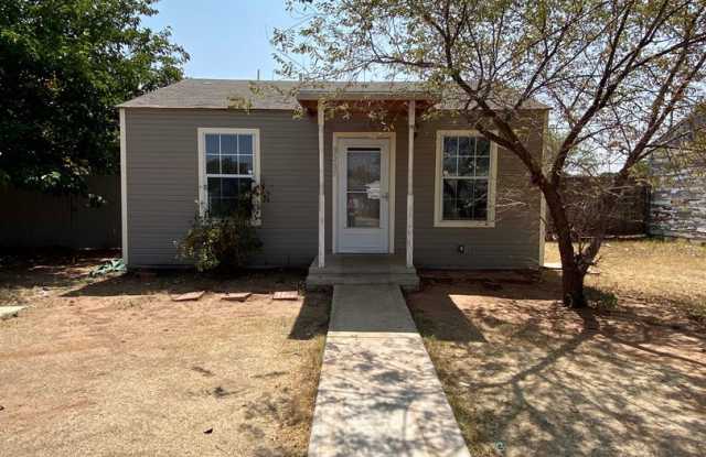 2 Bed 1 Bath Now Available photos photos