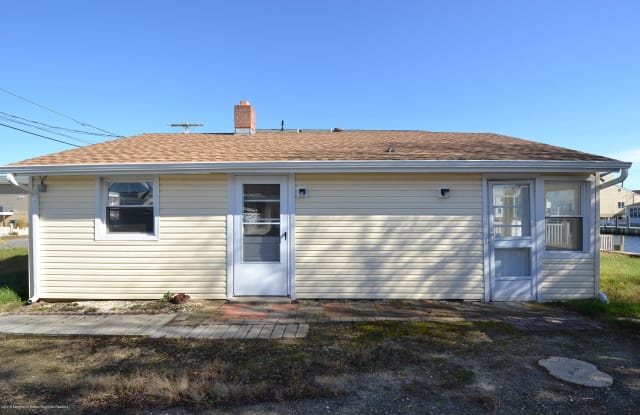 238 Longview Drive - 238 Longview Drive, Ocean County, NJ 08721