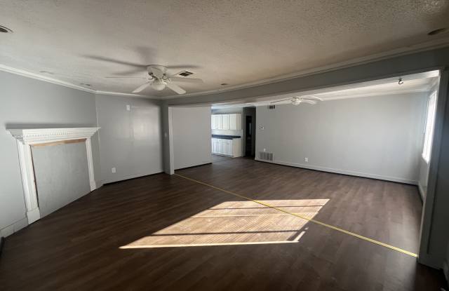 209 Laurel St photos photos 209 Laurel St photos photos