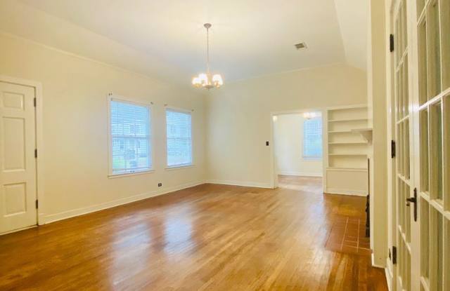 203 South Nash St. Gallery 4