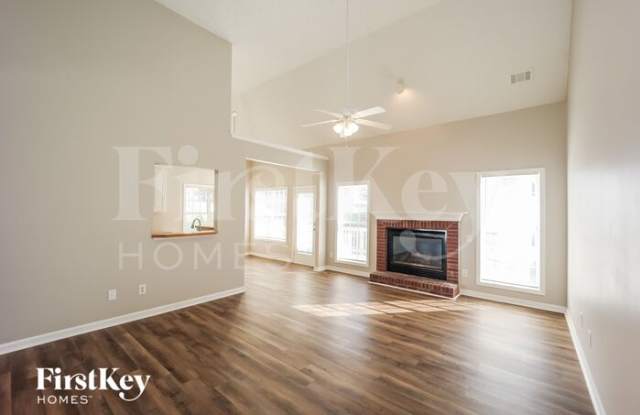 10857 Traveller's Trail Gallery 4