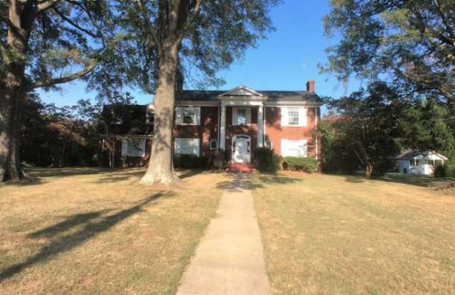 710 Mable Avenue Gallery 2