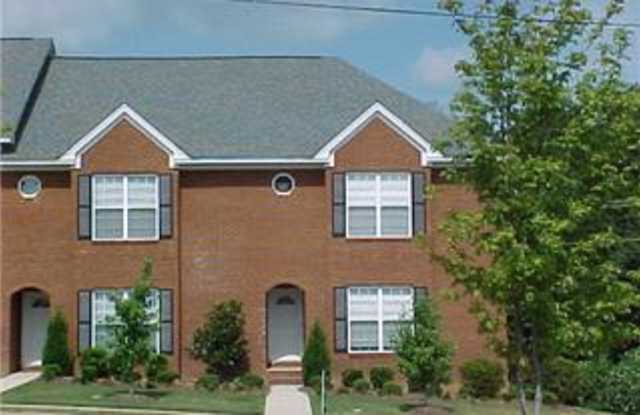 1305 N Dean Rd photos photos