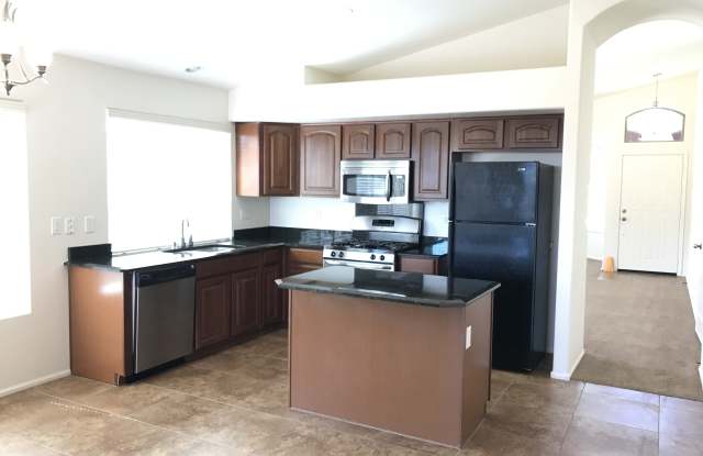 2927 E Whispering Wind Dr Gallery 4