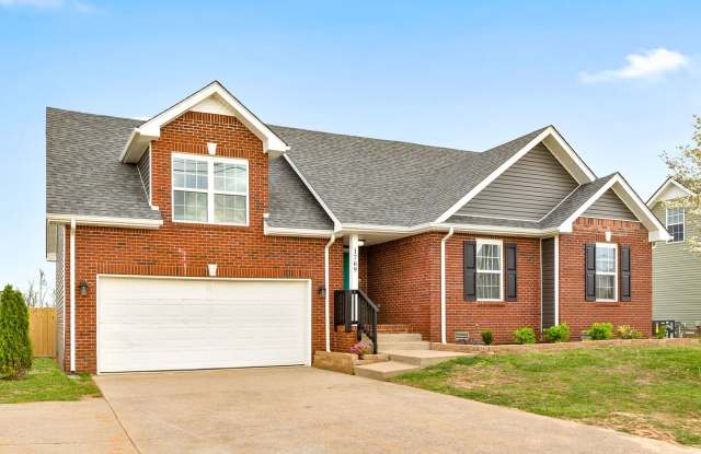 Spacious 3-Bedroom Home with Bonus Room & Fenced Yard Gallery 1