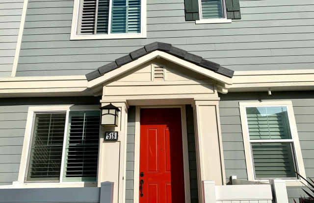 Townhome for rent at Bayside Landing! Gallery 1