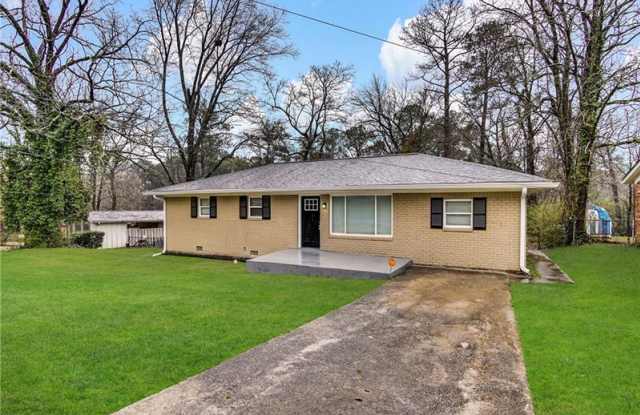 3489 Pine Forest Drive SE Gallery 2