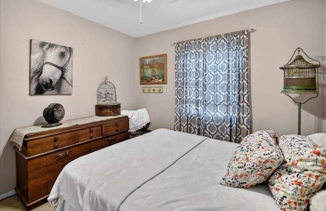 Shorecrest Gallery 4