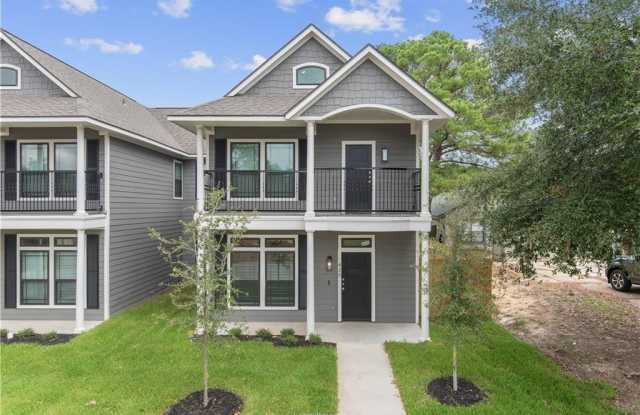 508 Aurora Court Gallery 2