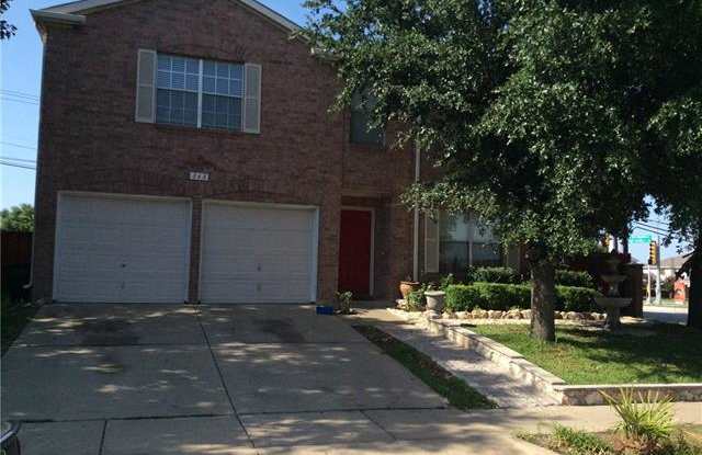 848 Big Sky Lane - 848 Big Sky Ln, Saginaw, TX 76131