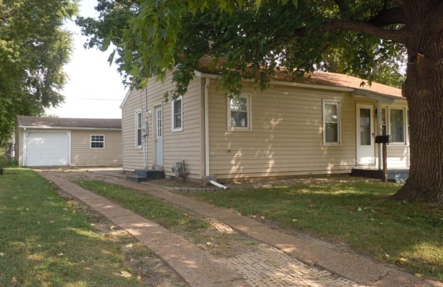 2820 Warren - 2820 Warren Avenue, Granite City, IL 62040