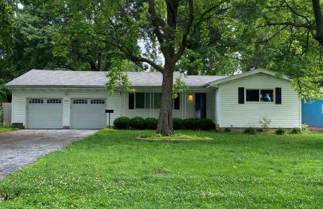 2663 E. Stanford St. AVAILABLE NOW! 4 bed 2 bath, 2 car garage photos photos