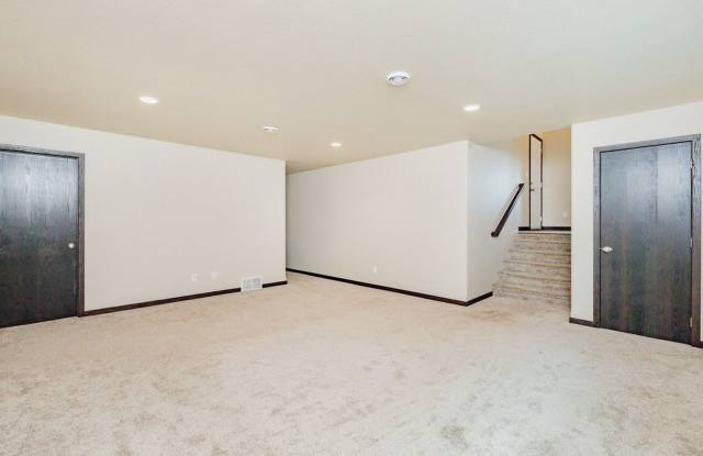 4 bedroom 2 bathroom house Gallery 4
