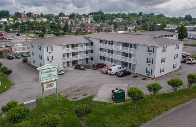 Siegel Select Knoxville - 612 Clyde Street Northwest, Knoxville, TN 37921 Siegel Select Knoxville - 612 Clyde Street Northwest, Knoxville, TN 37921