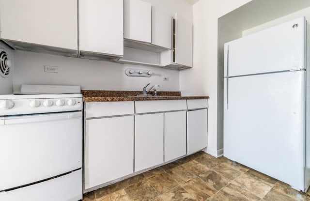 5012 W Jackson Blvd photos photos