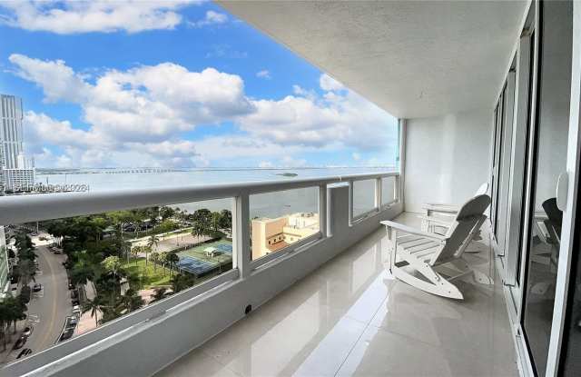 1717 N Bayshore Dr A-1950 photos photos