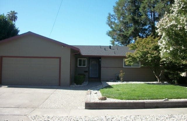 2523 Macmillan St - 2523 Macmillan Street, Napa, CA 94558