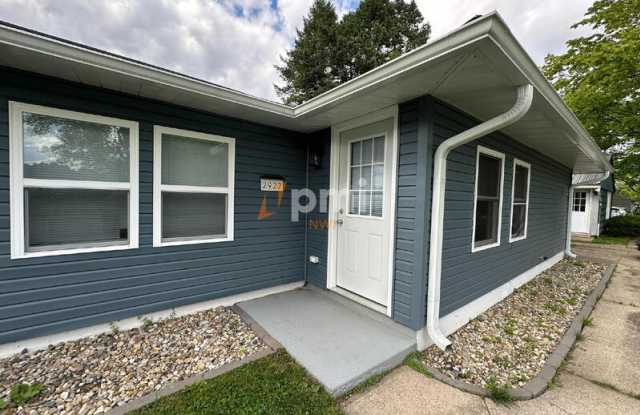 2927 Silverbrook Avenue photos photos