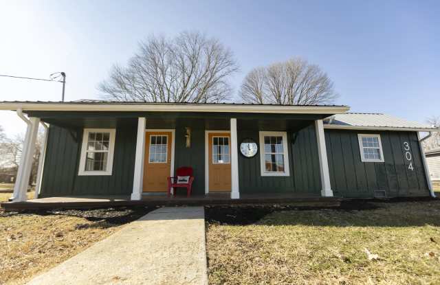 304 Quigley Street photos photos