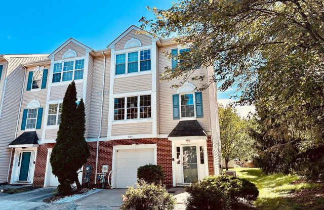 3409 CARRIAGE Court Gallery 2