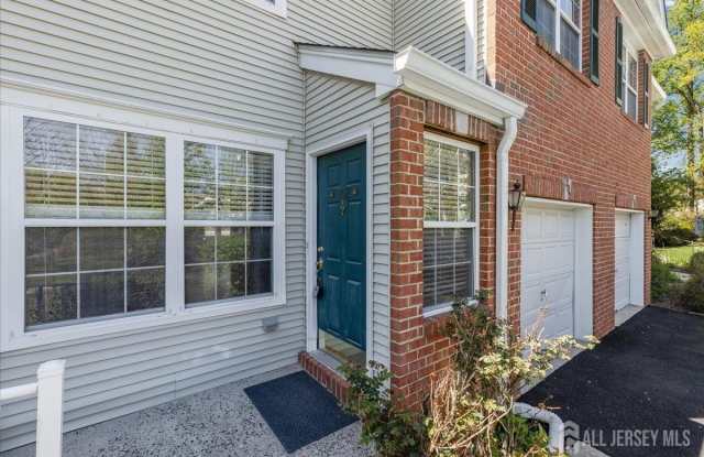 302 Wellington Park Drive Gallery 3