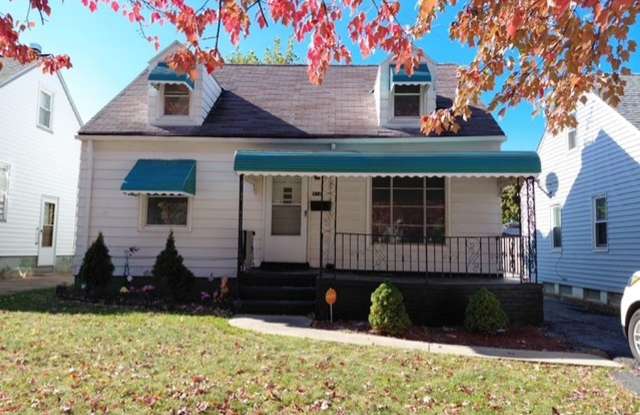3 Bedroom Single Family Home Gallery 1