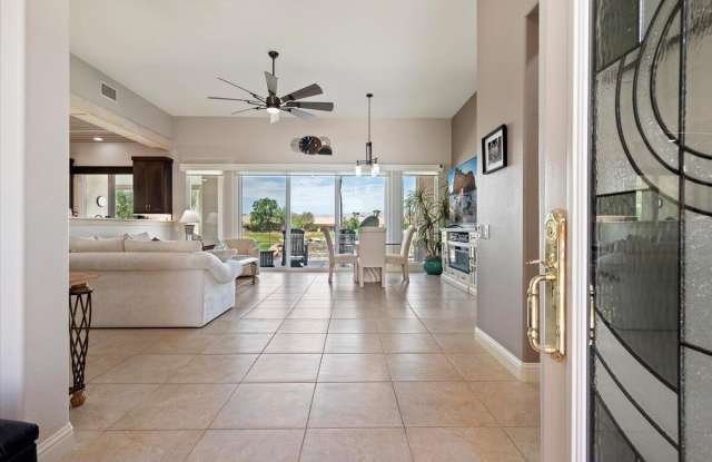 39305 Fernwood Glen Court Gallery 4