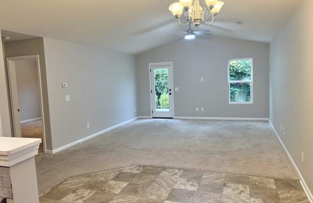 5425 Sessoms Way Gallery 3