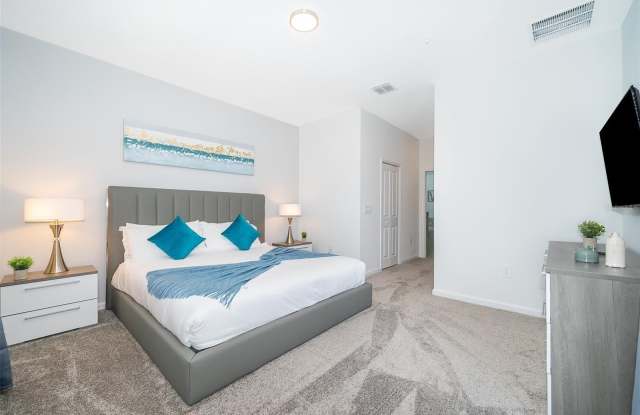 8861 CABOT CLIFFS Drive Gallery 4