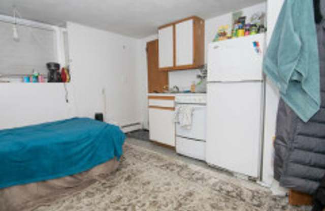 5 bed 2 bath - Brighton - 9/1 - 28 South Huntington Avenue, Boston, MA 02130