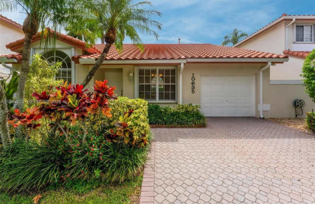 10635 NW 54th St photos photos