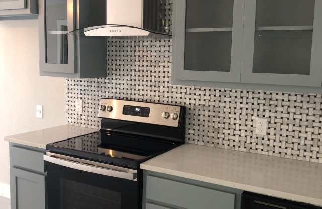 106 Aganier Ave - 106 Aganier Avenue, San Antonio, TX 78212