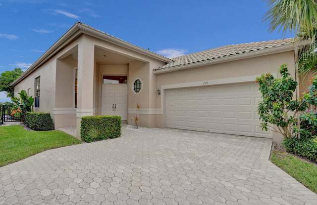 4553 Barclay Fair Way photos photos