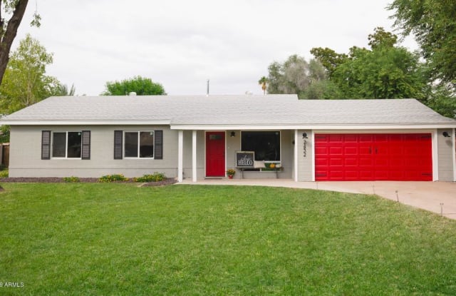 2452 E Whitton Avenue - 2452 East Whitton Avenue, Phoenix, AZ 85016