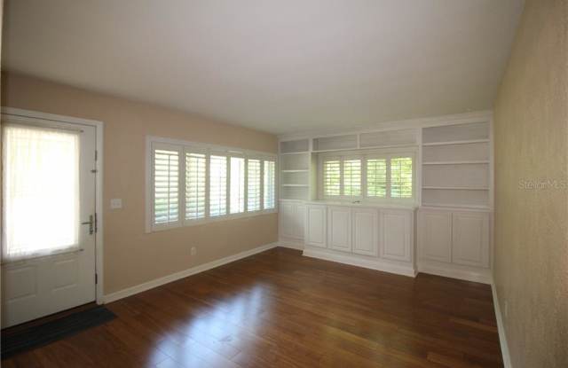 2204 MOUNT VERNON STREET Gallery 2